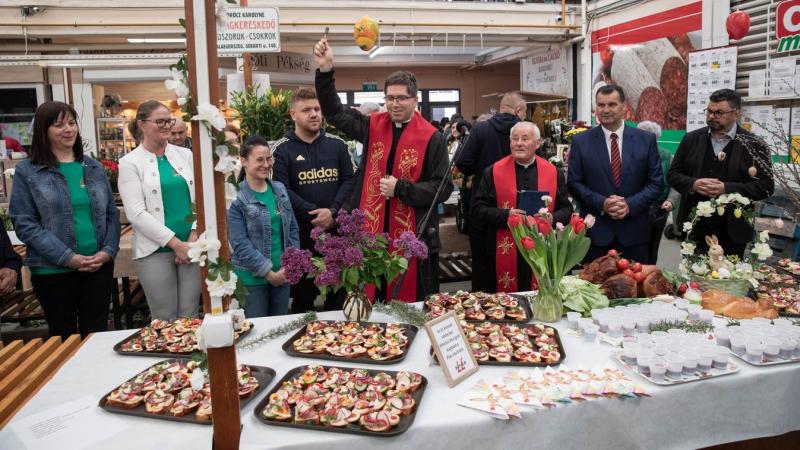 Soha nem látott esemény zajlott le a zalai város piacon - nagyszombati meglepetés (galéria)