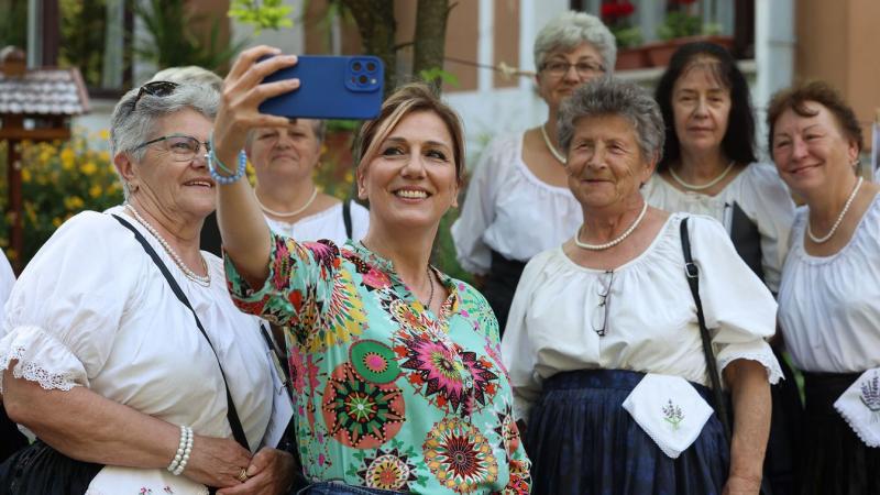 A városban idén is fergeteges fesztivál zajlott, ahol a sztárok sorra megfordultak - igazi sztárparádéval találkozhattunk!