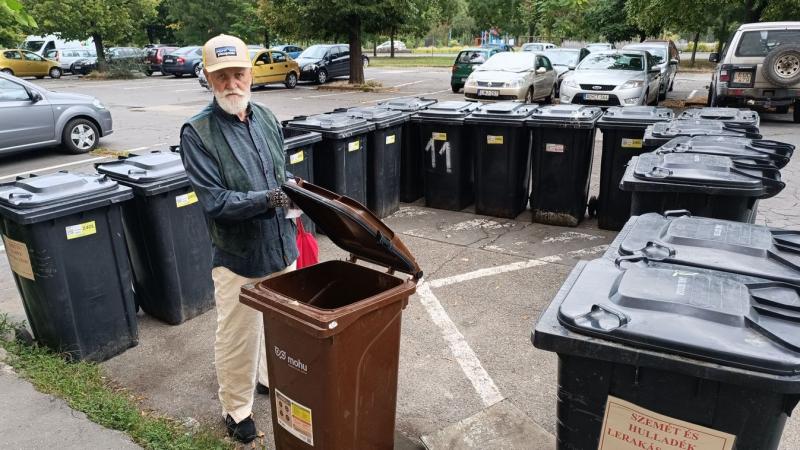 A szolnoki férfi szinte megfagyott, amikor felemelte a barna kuka fedelét, és szeme elé tárult a tartalom, ami minden várakozását felülmúlta.