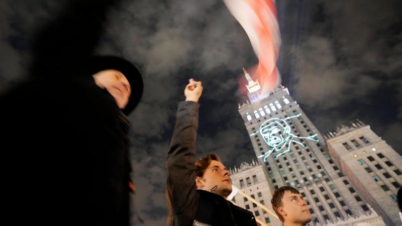 Börtönfalak mögött raboskodó újságírók, szerb fiatalok és palesztin segítőszolgálatok képviselői is a Szaharov-díj kitüntetett jelöltjei között szerepelnek.