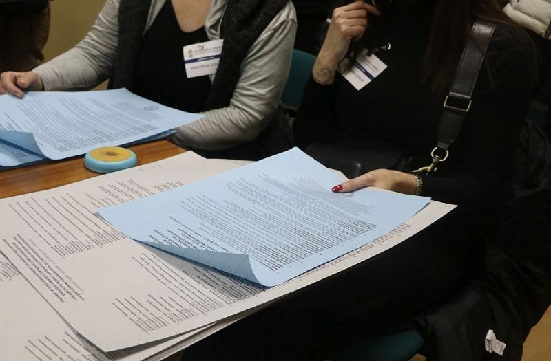 Elfogadták a szerbiai választói névjegyzék módosítását, de milyen következményekkel jár ez a valós életben?