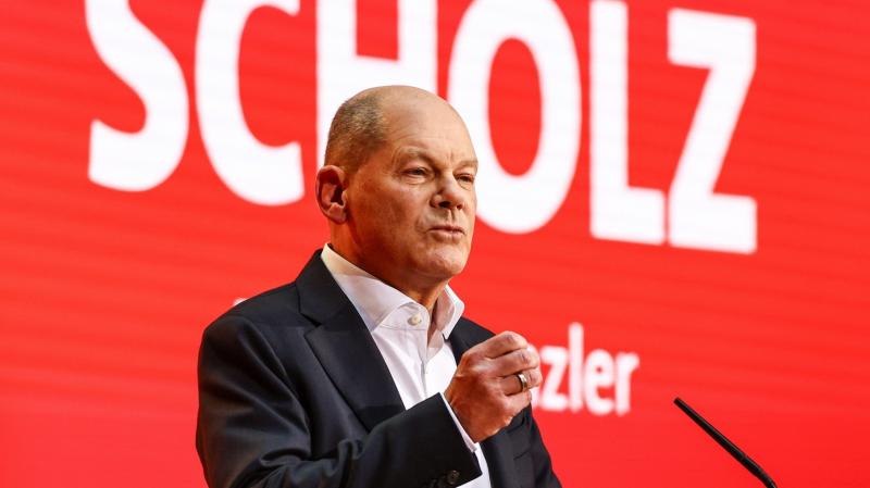 Olaf Scholz kifejtette, hogy az előrehozott parlamenti választás Németországban az irányválasztás kérdését helyezi a középpontba.