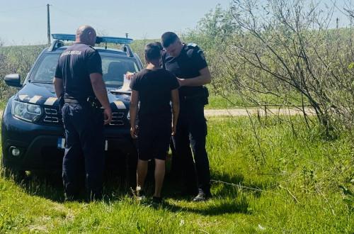 A hosszú hétvégén tilosban horgásztak, piknikeztek és motorozgattak.