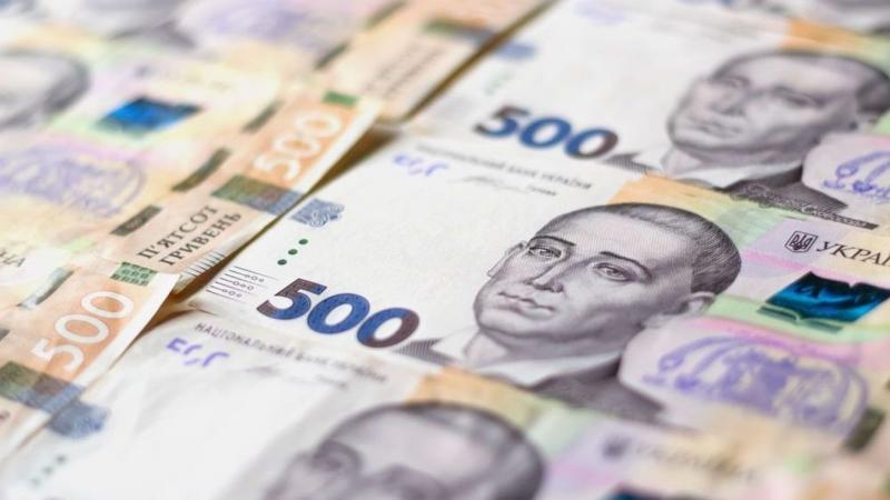 Ukrajna: jelentős összeg tűnik el a korrupciós rendszerek hálózatában.