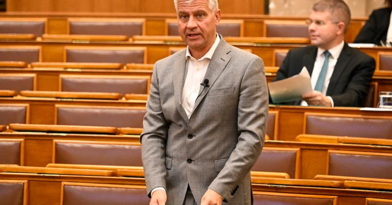 A Tisza szakértője úgy véli, hogy a sport, az egyház és a kultúra területére fordított pénzeszközök mennyisége túl magas. | Demokrata