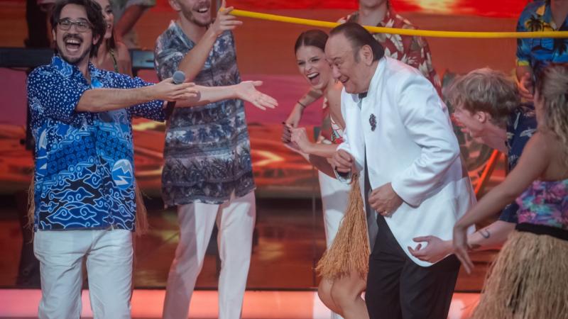 Korda György, a magyar zene ikonikus alakja, nemrégiben megosztotta gondolatait a nyugdíjba vonulásáról. Vajon valóban közelít a vég? A Pénzcentrum cikkében a híres énekes jövőbeli terveiről és a zenei pályafutásának lezárásáról olvashatunk. Korda szavai 