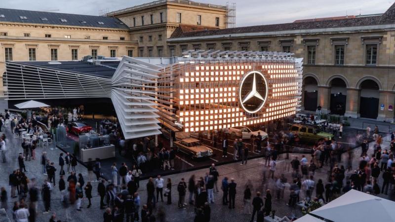 A Mercedes átszervezése új lehetőségeket teremt Magyarország számára, amely így a versenyképesség élvonalába kerülhet.