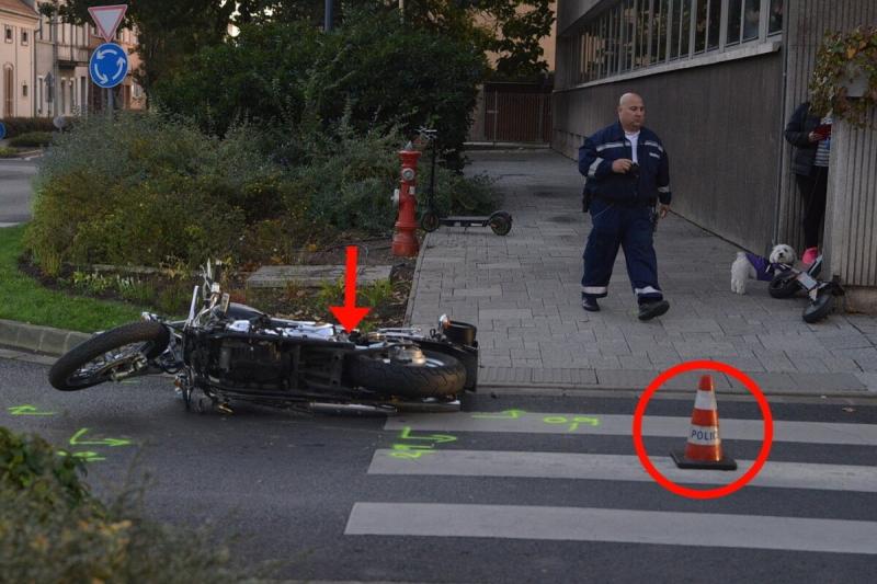 Belvárosi gyalogátkelőn ütközött egy rollerrel közlekedő fiatal.