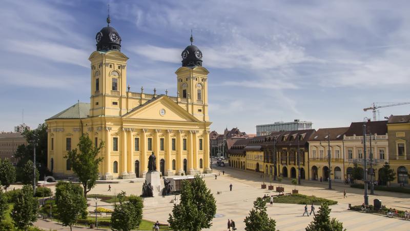 Debrecen városában a magyar ingatlanfejlesztő 400 új lakás építésébe fogott.