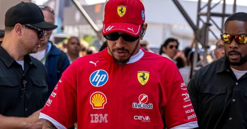 Hamilton a FIA sportfelügyelőiről: Hát ez igazán nevetséges, teljesen abszurd!